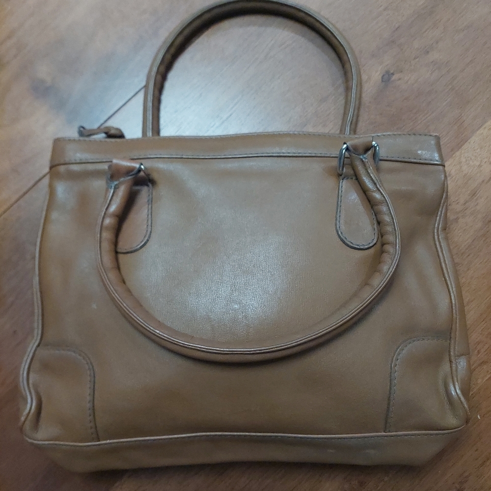 EUC. Classic Ganson SF caramel soft leather handbag